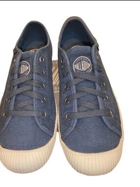 Palladium Flex Lace Up Blue Canvas Sneaker size 7.5 Women’s NEW